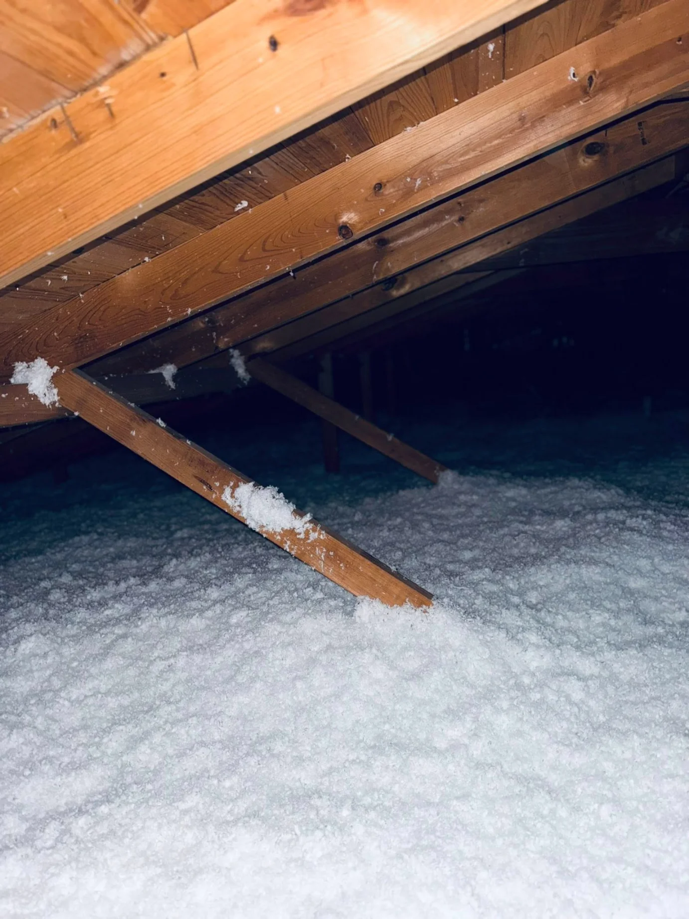 Blown-in Insulation | LMC Insulation  