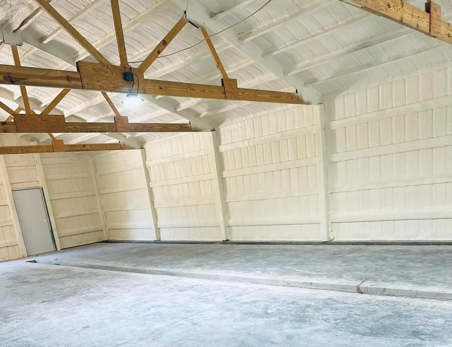 How Insulation Helps Prevent Ice Dams in Little Rock, AR During Winter